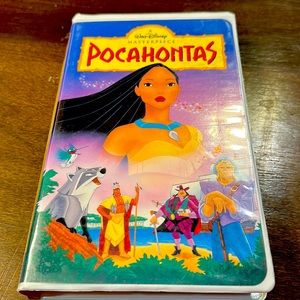 Disney Pocahontas in clamshell case Vhs